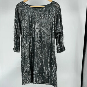 Trina Turk sequin gunmetal grey silver minidress shift size 6 medium